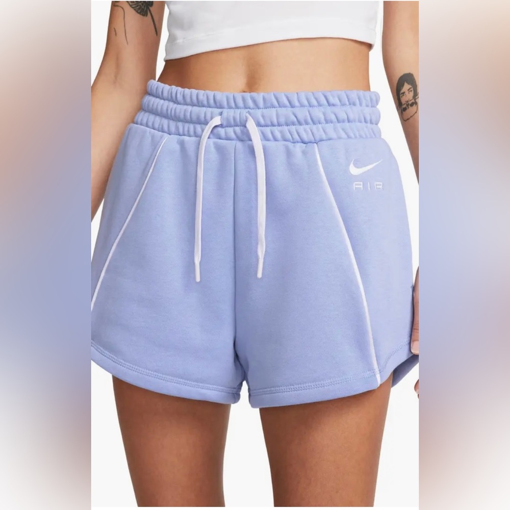 Nike air fleece shorts thistle/barely grape XS